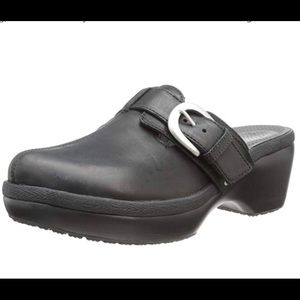 Crocs Woman’s Cobbler Buckle Clog